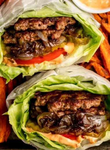 Whole30 compliant meal at In-N-Out Burgers featuring fresh ingredients.