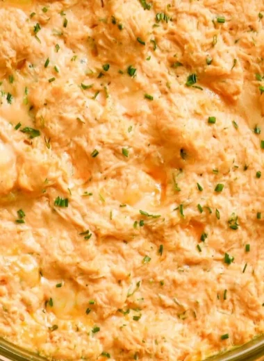 Healthy Buffalo Chicken Dip made with Greek yogurt instead of cream cheese.