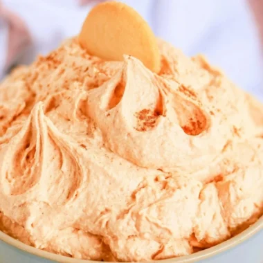 Delicious pumpkin cheesecake dip made with five simple ingredients.